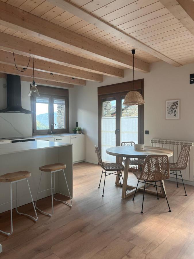 Apartamentos Turisticos: Tu Casa En Sahun Eksteriør bilde