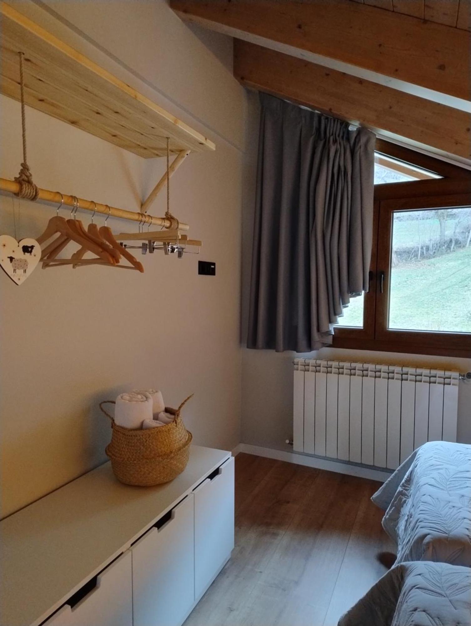 Apartamentos Turisticos: Tu Casa En Sahun Eksteriør bilde
