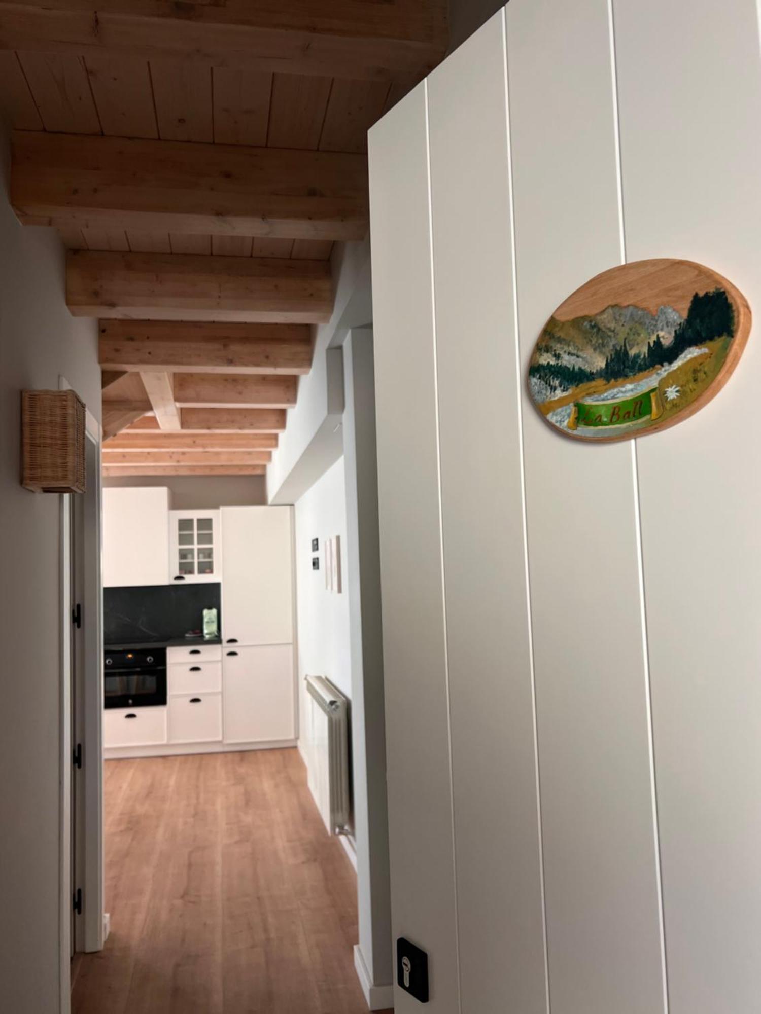 Apartamentos Turisticos: Tu Casa En Sahun Eksteriør bilde